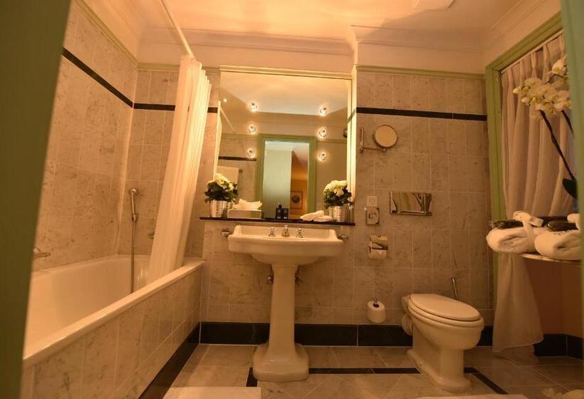 带山景的复式房间, Grand Hotel Du Golf & Palace