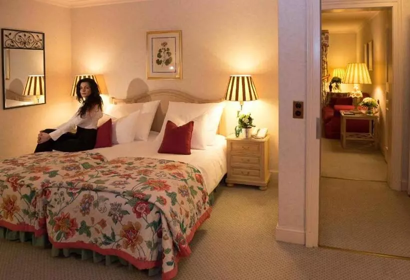 سوییت لوکس, Grand Hotel Du Golf & Palace