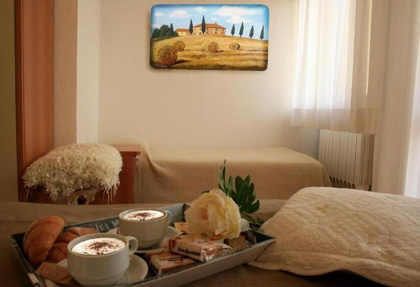 标准三人间, Aggravi