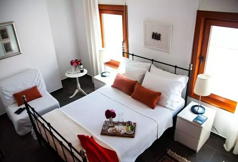 اتاق استاندارد سه نفره, Aika Hotel Alaybey