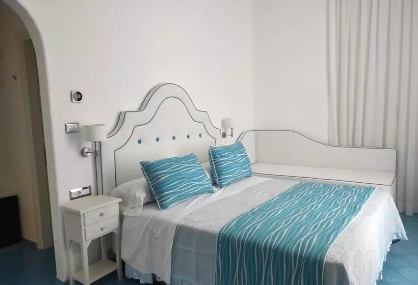 ベーシックトリプルルーム, Albergo S. Andrea