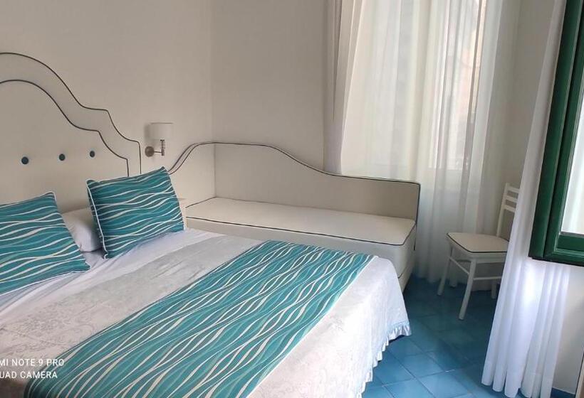 シングルデラックスルーム, Albergo S. Andrea