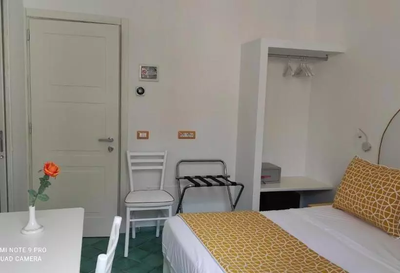 シングルデラックスルーム, Albergo S. Andrea