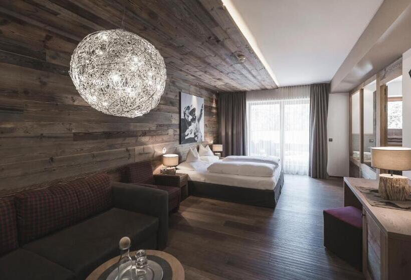 ハイドロマッサージバス付きスイート, Alpenblick