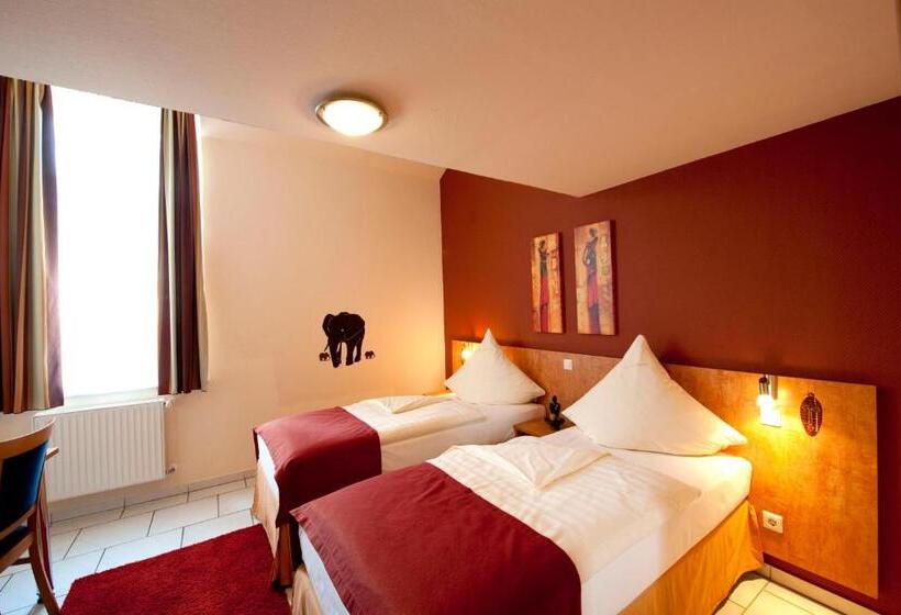 スタンダードトリプルルーム, Alt Speyer