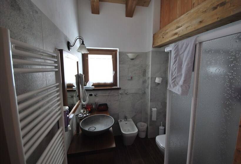 四人高级间, Bellevue