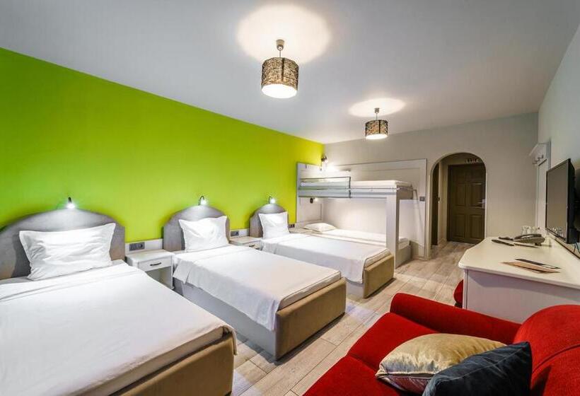 스탠다드 트리플 룸, Blvd 7