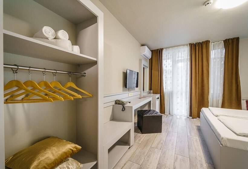 스탠다드 룸, Blvd 7