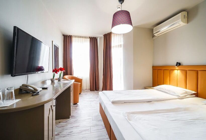 스탠다드 룸, Blvd 7