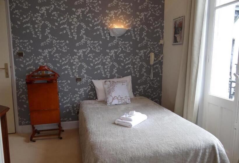 스탠다드 싱글 룸, California