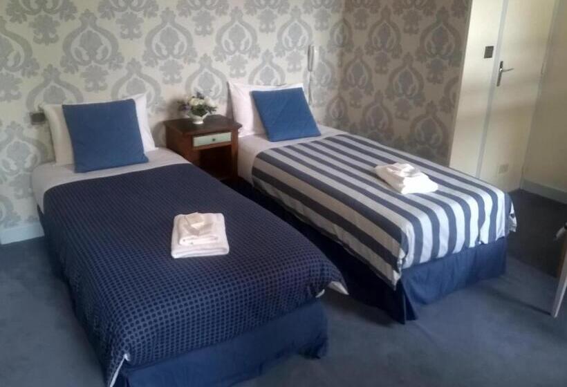 4인용 스탠다드 룸, California