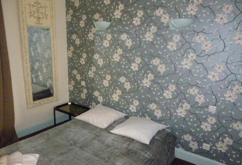 Habitación Familiar, California