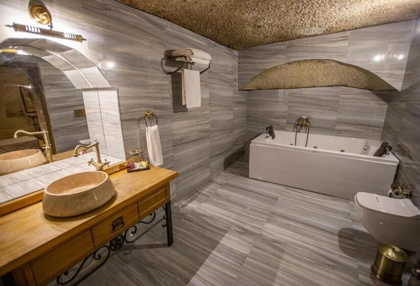 キングサイズベッドのスイートルーム, Divan Cave House