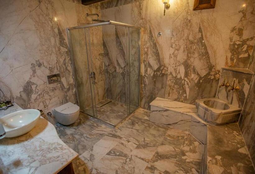 キングサイズベッドのスタンダードルーム, Divan Cave House