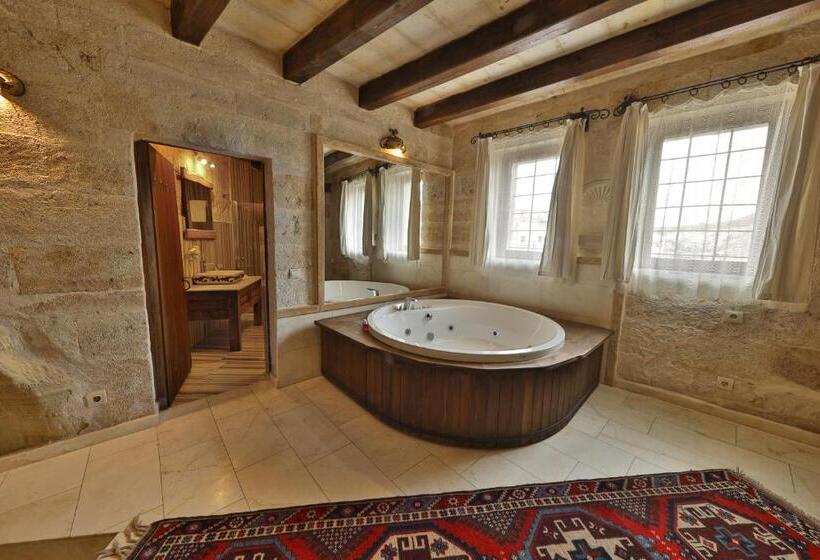 キングサイズベッドのスイートルーム, Divan Cave House