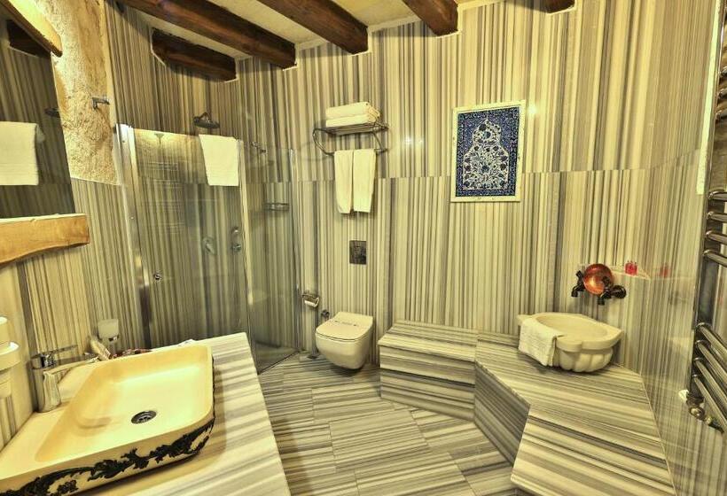 キングサイズベッドのスイートルーム, Divan Cave House