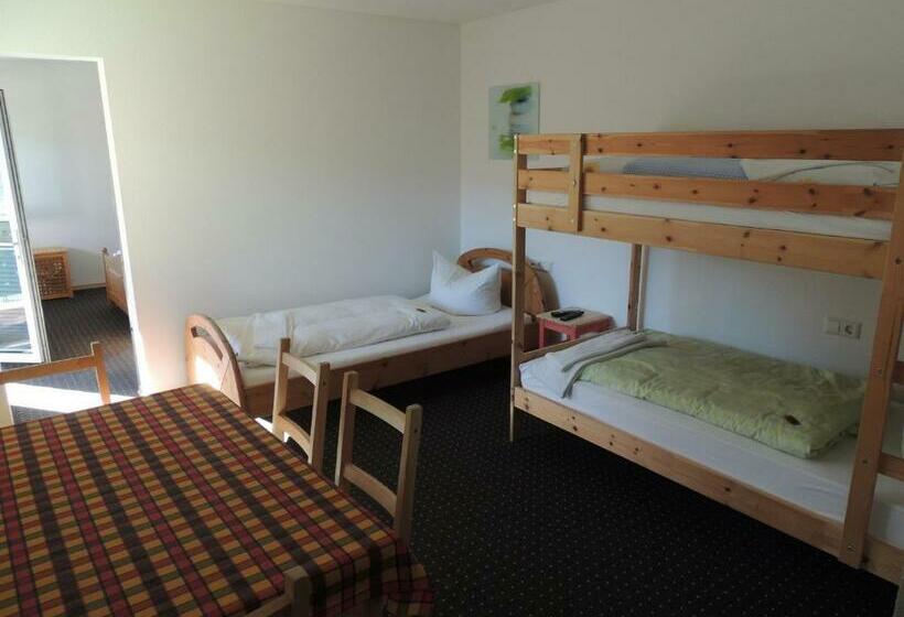 两卧家庭套房, Faxe Schwarzwälder Hof