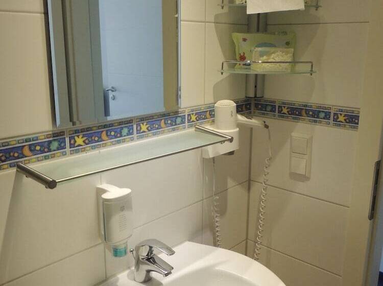 家庭间, Faxe Schwarzwälder Hof