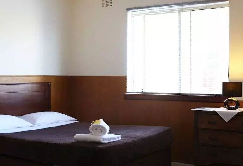 スタンダードルーム, Holiday Lodge