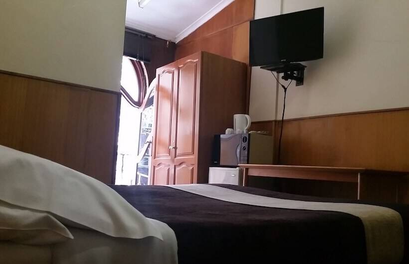 اتاق استاندارد با بالکن, Holiday Lodge