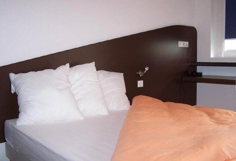 غرفة قياسية فردية, Hôtel Le Richevaux