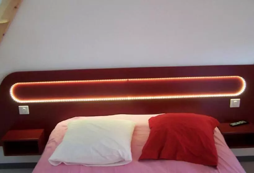 スタンダード４人部屋, Hôtel Le Richevaux