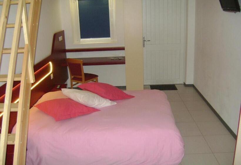 غرفة قياسية, Hôtel Le Richevaux