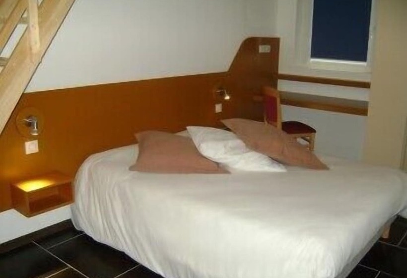 Номер Стандарт, Hôtel Le Richevaux