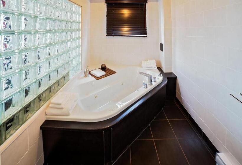 디럭스 룸 킹사이즈 침대, Hôtel Saint Germain Rimouski