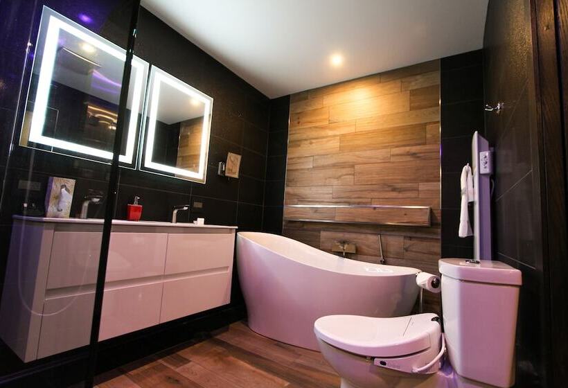 جناح سوبيريور, Hôtel Saint Germain Rimouski