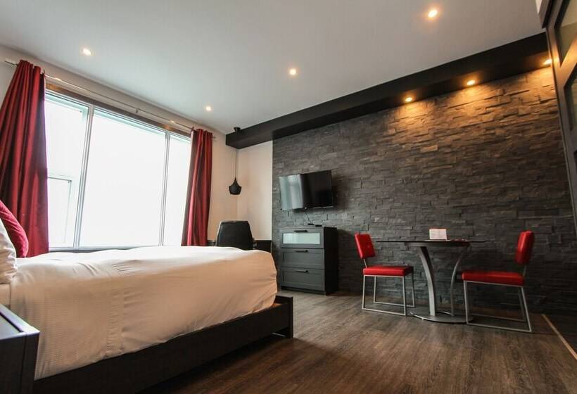 جناح سوبيريور, Hôtel Saint Germain Rimouski