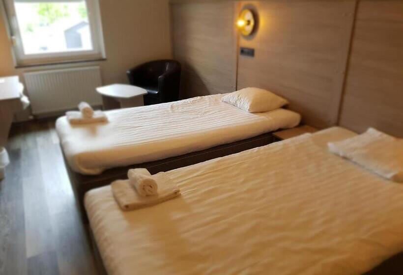 חדר סטנדרט, L Stinsen