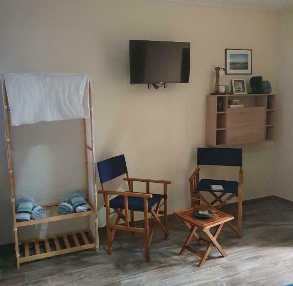 חדר אקונומי, Hôtel Restaurant Du Commerce