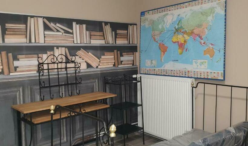 חדר אקונומי, Hôtel Restaurant Du Commerce