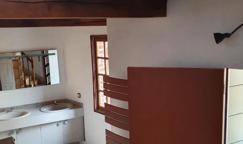 בית, 2 חדרי שינה, Hôtel Restaurant Du Commerce