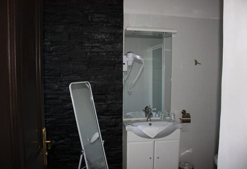 バルコニー付きスタンダードルーム, Marina D'oro