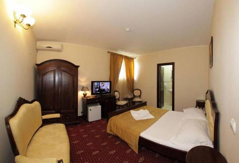 חדר סטנדרט, Maryo