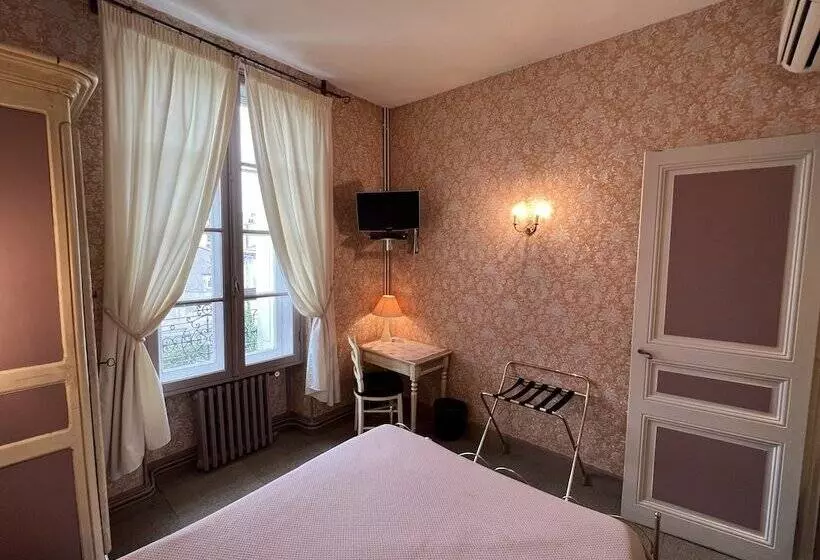 スタンダードシングルルーム, Montsegur