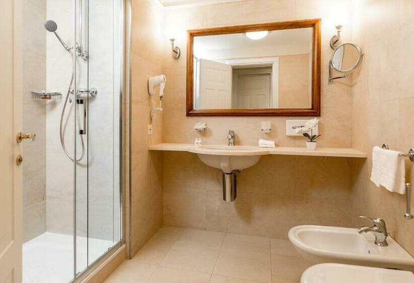 غرفة سوبيريور, Reine Victoria