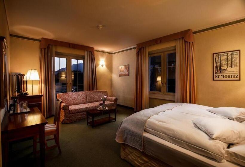 غرفة عائلية, Reine Victoria