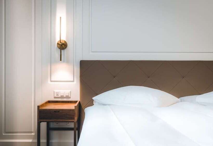 غرفة ديلوكس, Reine Victoria