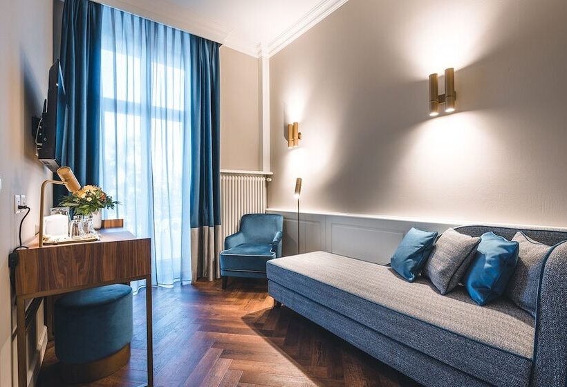 غرفة سوبيريور, Reine Victoria