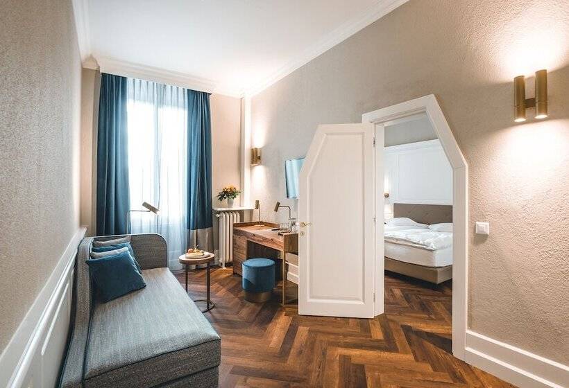 غرفة ديلوكس, Reine Victoria