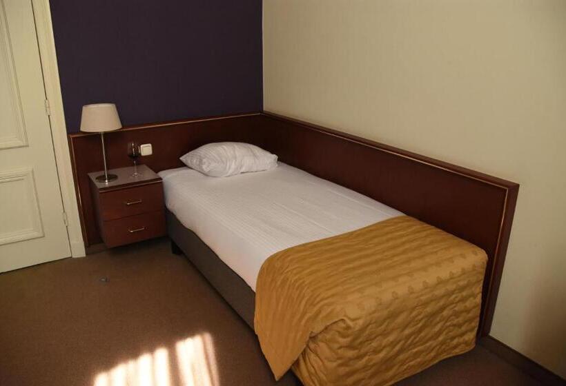 スタンダードシングルルーム, Restaurant La Sonnerie