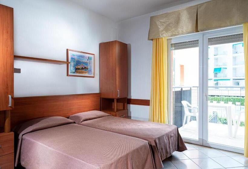 اتاق استاندارد با بالکن, Sheila