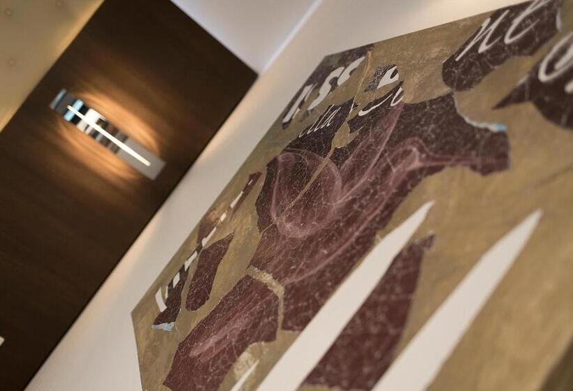 سوییت جونیور اجرایی, Sheila