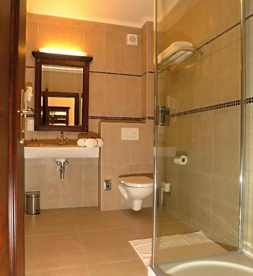 חדר משפחתי, U Krále