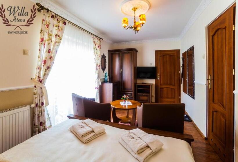 标准间, Willa Atena