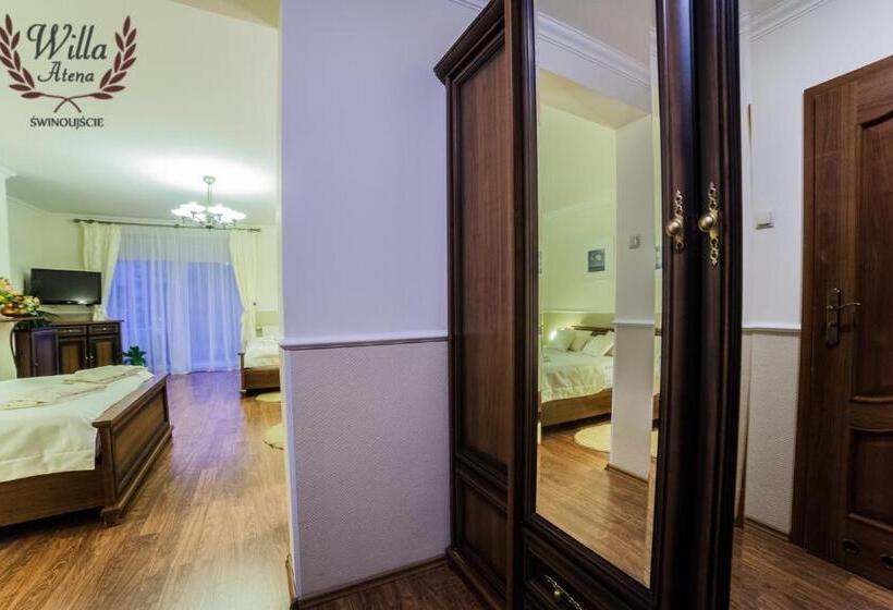 四人标准间, Willa Atena