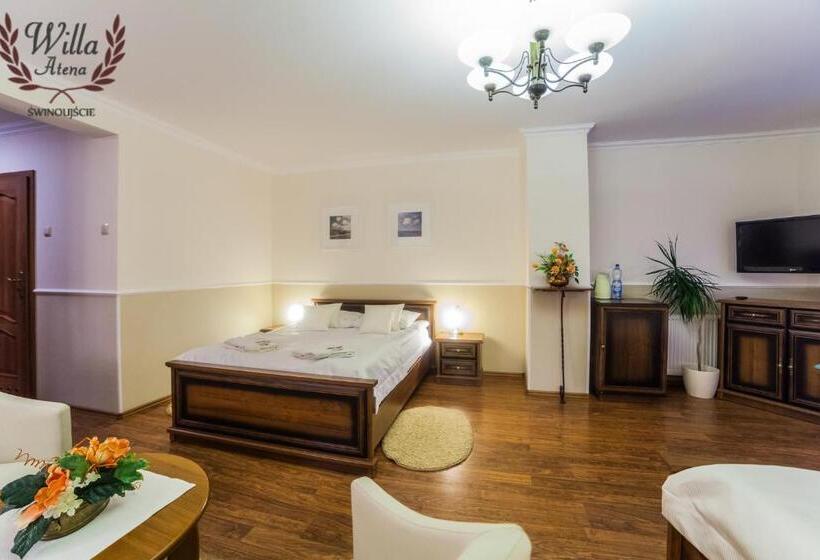 四人标准间, Willa Atena